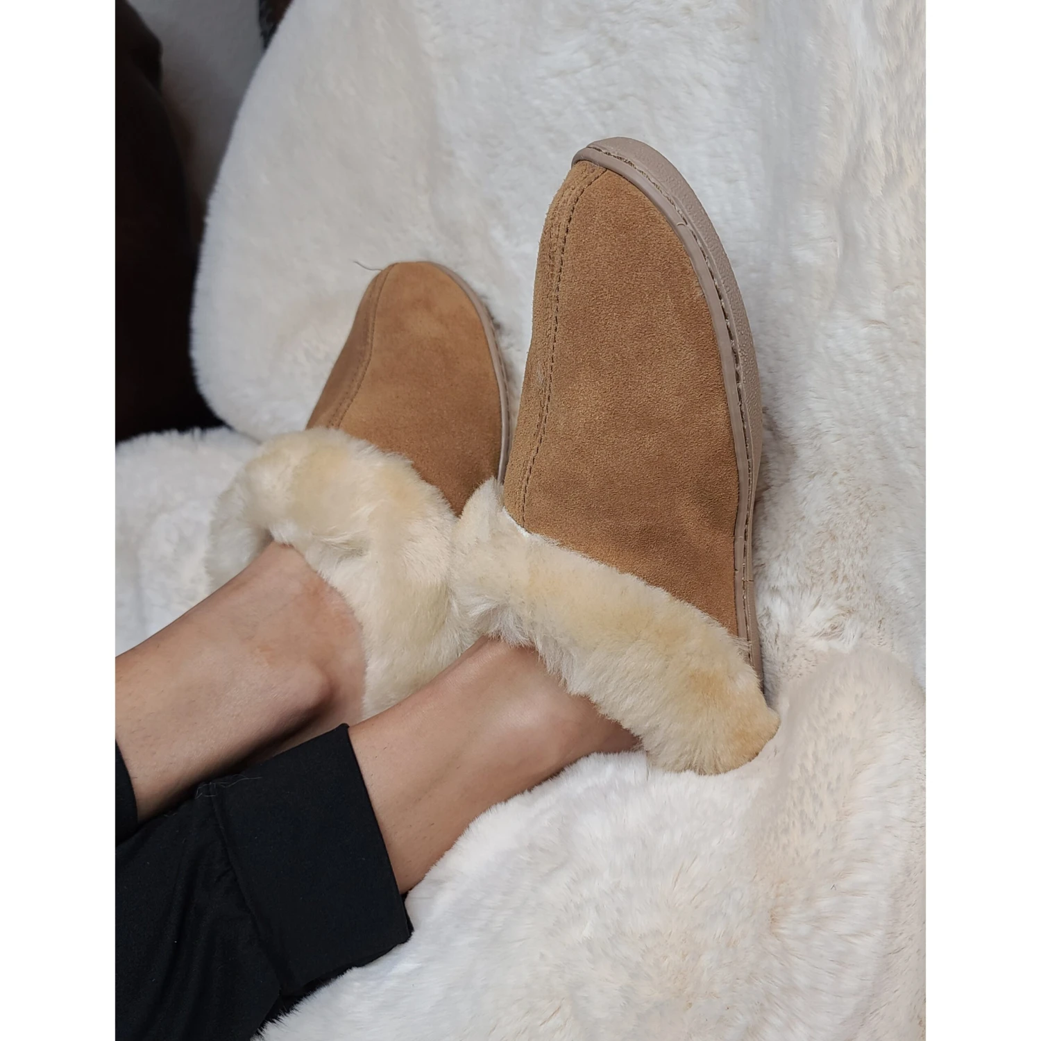 Minnetonka Moccasins Tan Sheep Skin Mule Slippers 3 Minnetonka Moccasins Tan Sheep Skin Mule Slippers - Image 2