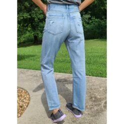 KanCan Jinx Ultra High Rise 90's Boyfriend Jeans -Western Cowboy Equipment 20220608 155620