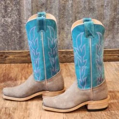 Olathe Grey Bison W/ Turquoise Boots -Western Cowboy Equipment 20221228 155222