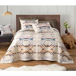 Pendleton White Sands King Comforter & Shams