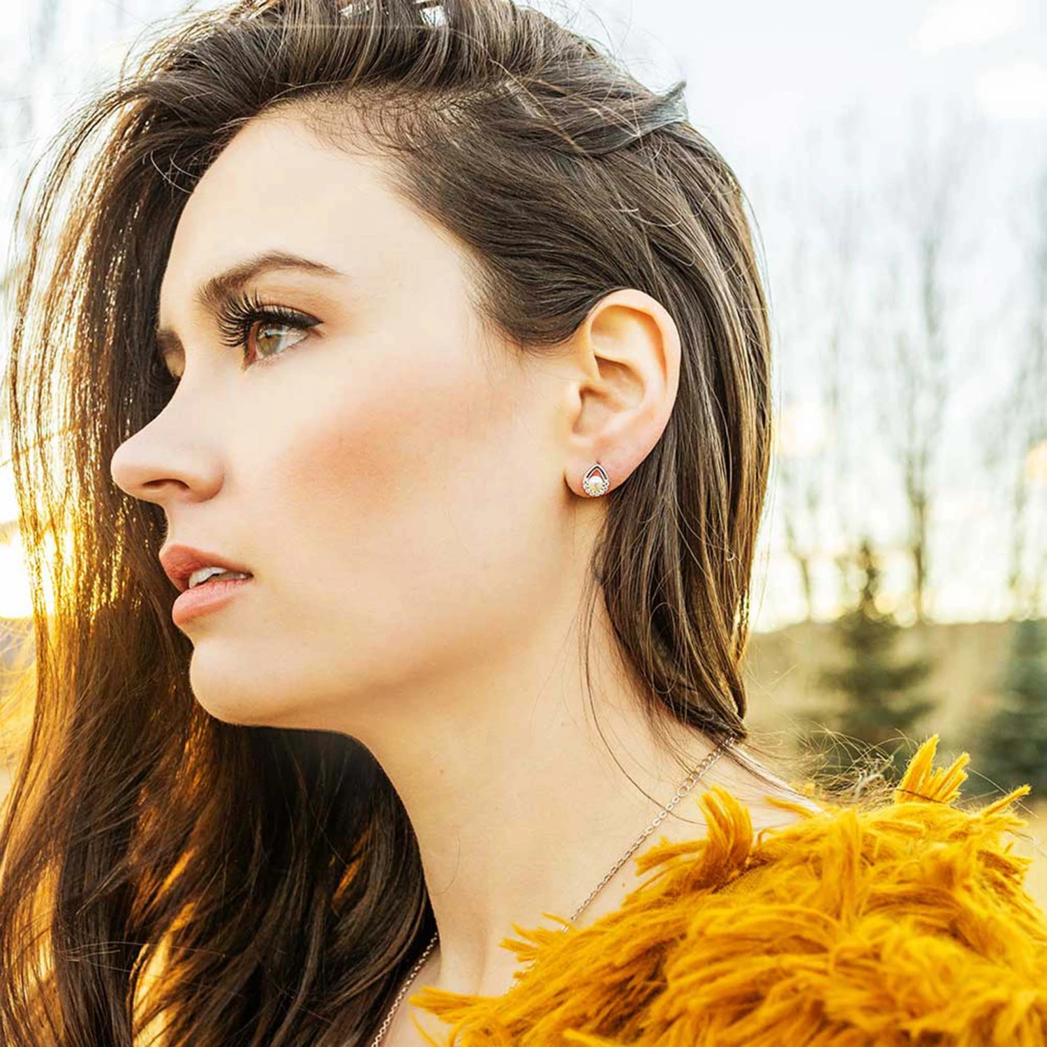 Montana Silversmiths Pearl Cradled Stud Earrings 4 Montana Silversmiths Pearl Cradled Stud Earrings - Image 2