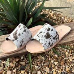 Nadia Chocolate Cowhide Slides -Western Cowboy Equipment IMG 0254