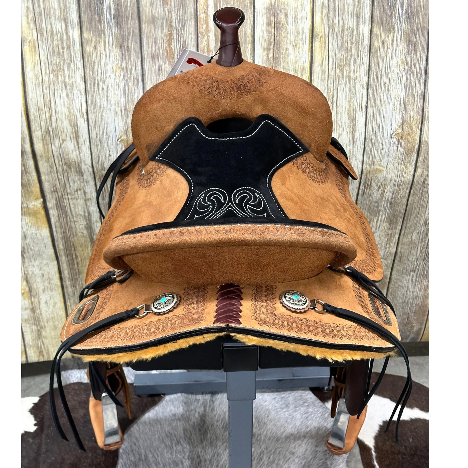 Circle Y 14 Inch Clover Leaf Barrel Saddle 7 Circle Y 14 Inch Clover Leaf Barrel Saddle - Image 5