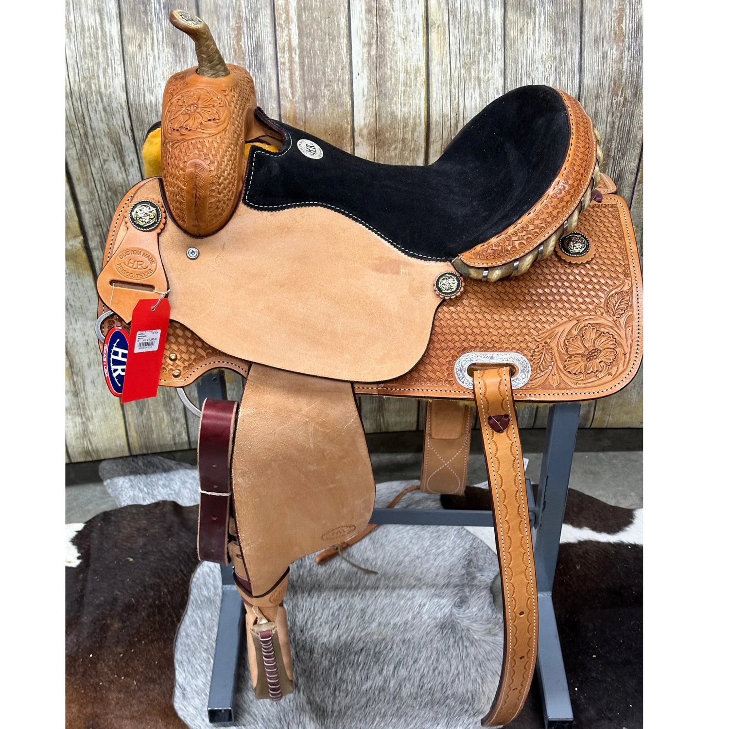 HR Saddlery 15 Inch Barrel Saddle 3 HR Saddlery 15 Inch Barrel Saddle