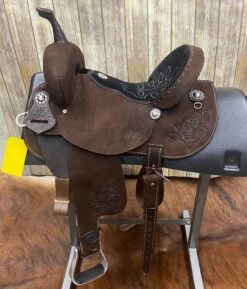 Double J Saddlery 14 Inch Wide Pozzi Barrel Saddle